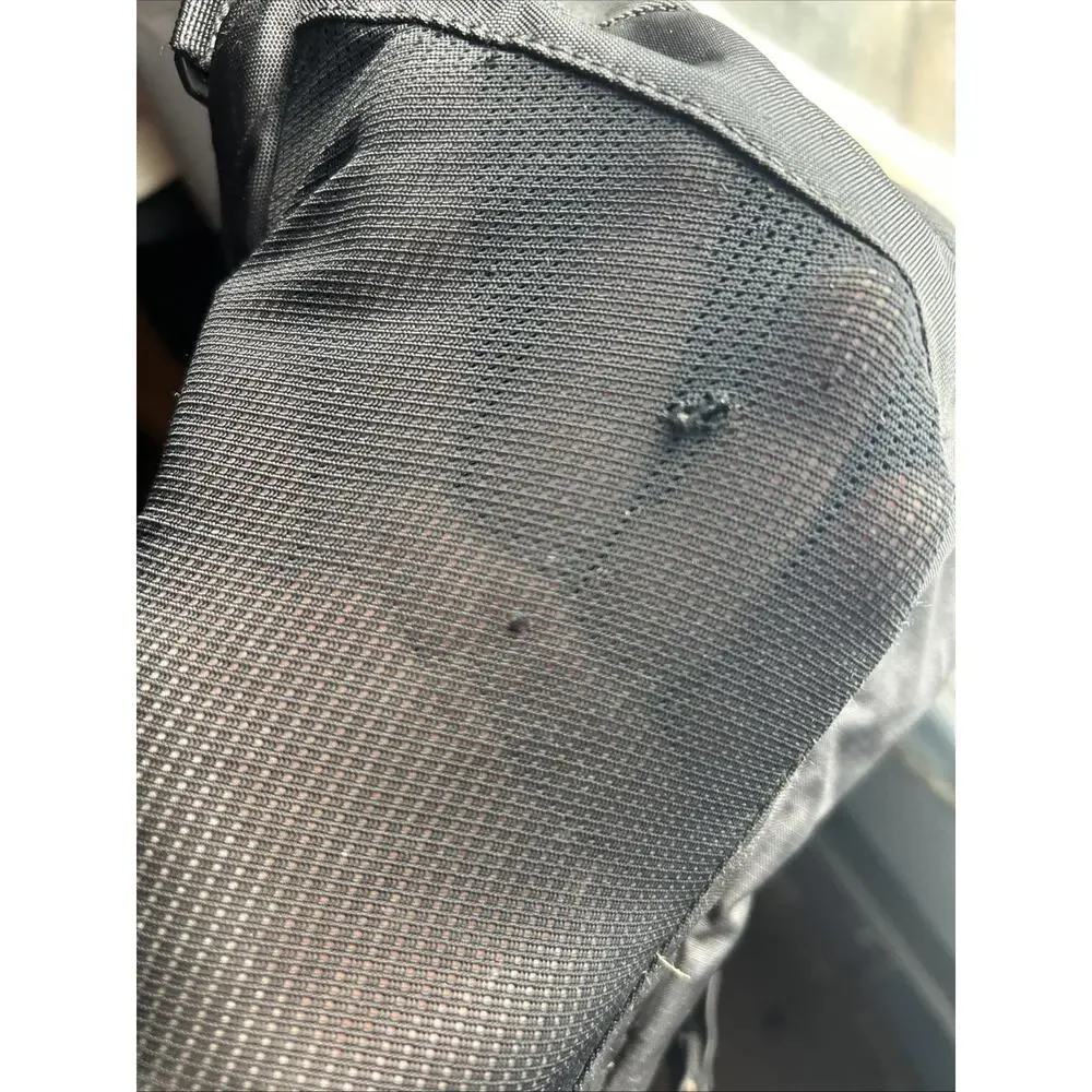 The North Face Recon Backpack FlexVent Suspension Black Holds 15” Laptop VGUC
